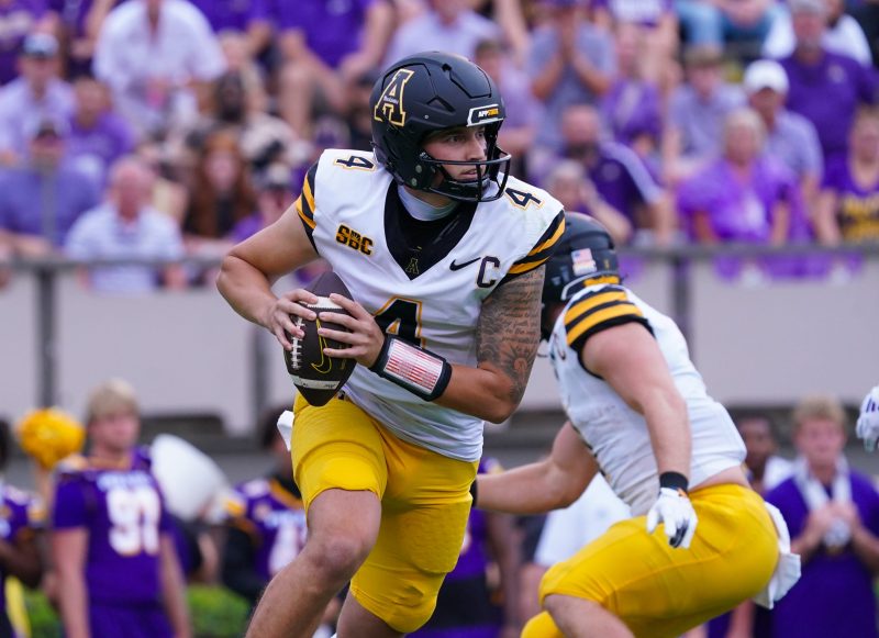 Tennessee lands UCLA QB Joey Aguilar after Nico Iamaleava transfer