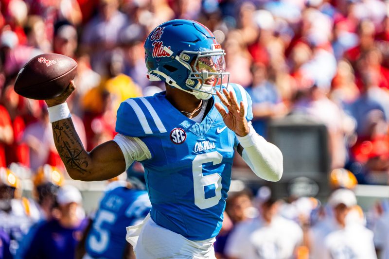 College football Week 8 picks, odds for every top-25 matchup