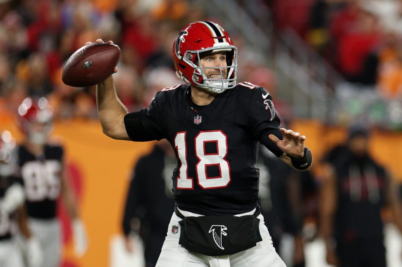 Falcons walk off Buccaneers on TNF: Highlights